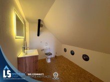 Badezimmer Platz f�r die ganze Familie. Einfamilienhaus mit gro�em Grundst�ck