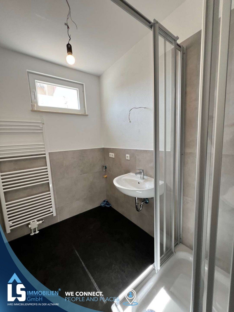 Bad Wohnung Tangerm�nde