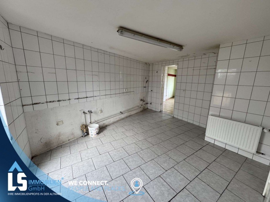 Gewerbeeinheit Mehrfamilienhaus Rog�tz