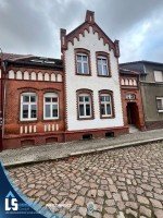 Hauptbild gro�z�giges Reihenmittelhaus in Tangerm�nde