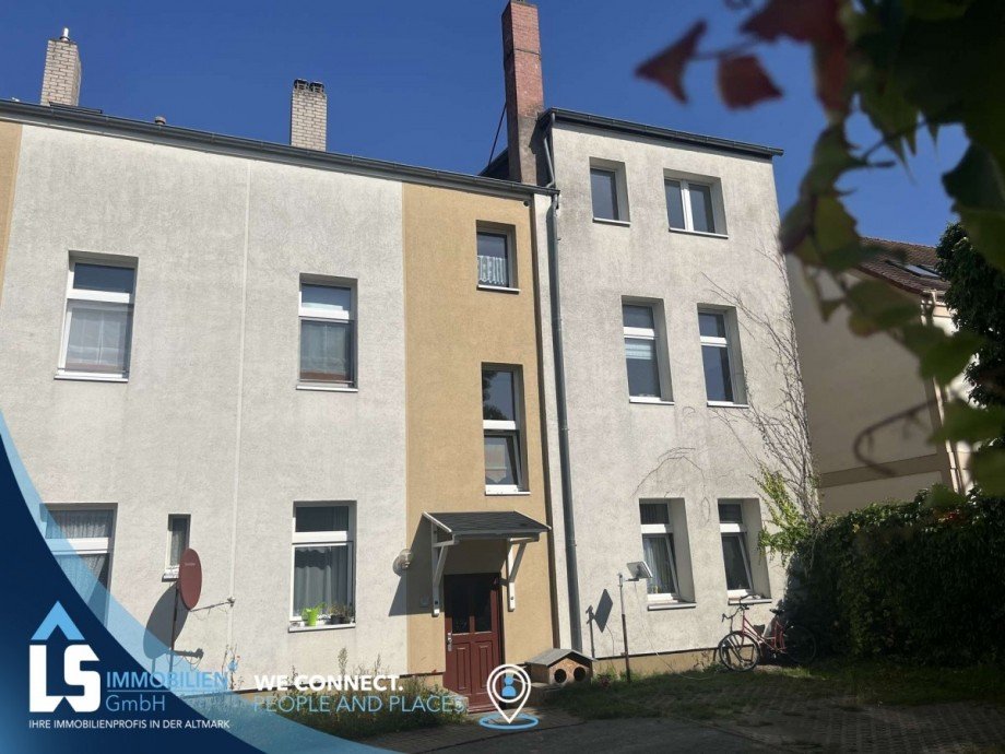 Hausansicht Hofseite Etagenwohnung Osterburg (Altmark)