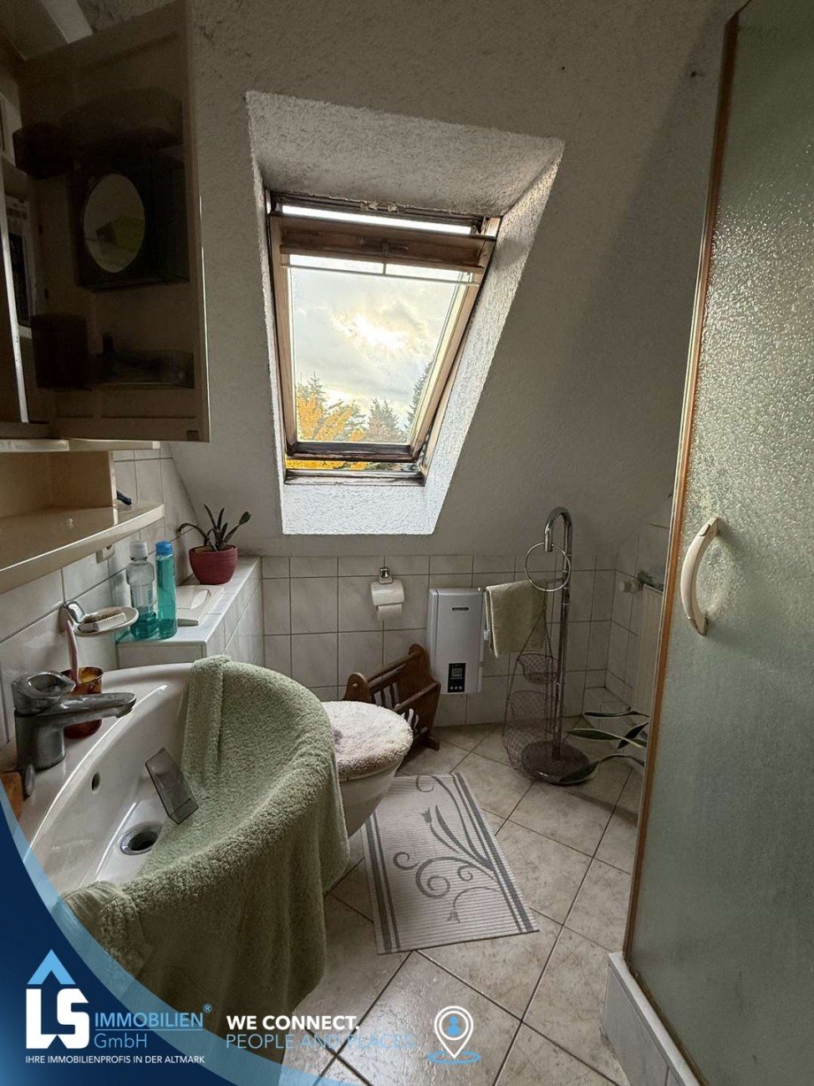 Bad DG.jpg Einfamilienhaus Stendal