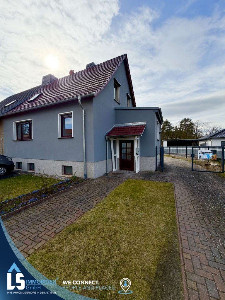 Bild 1 Havelberg Doppelhaush�lfte Vollst�ndig saniertes Einfamilienhaus in ruhiger Lage bei Havelberg