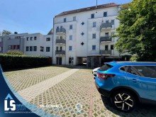 Hausansicht Hof gem�tliche Zweiraumwohnung mit Terrasse im Erdgeschoss