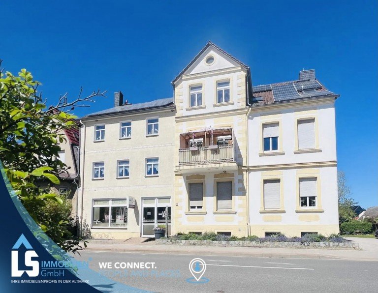 Hausansicht Stra�enseite Kalbe (Milde) Mehrfamilienhaus Solide Kapitalanlage im Zentrum von Kalbe!