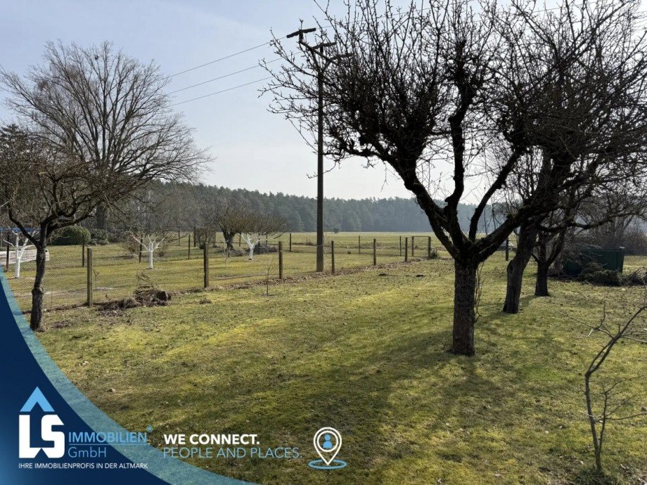 Garten Doppelhaush�lfte D�mitz OT Heidhof