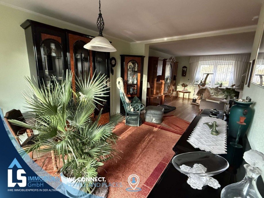 Wohnzimmer.jpg Einfamilienhaus Stendal
