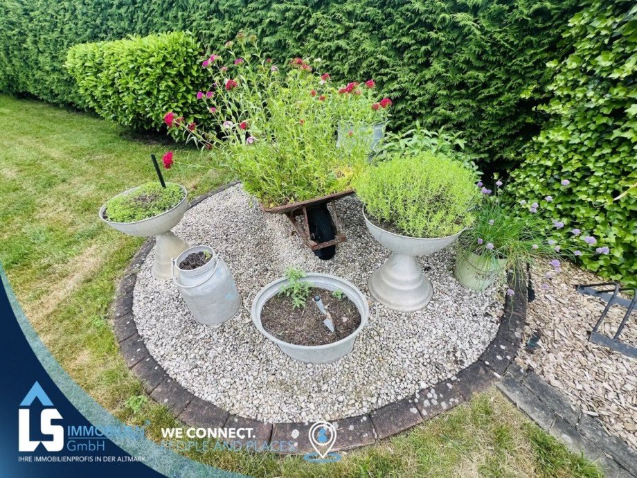 Garten Doppelhaush�lfte Stendal