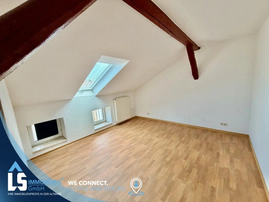 Kind oder B�ro Dachgeschosswohnung Stendal