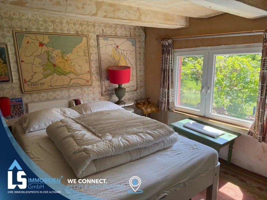Schlafzimmer Wohnhaus OG Einfamilienhaus Ostingersleben