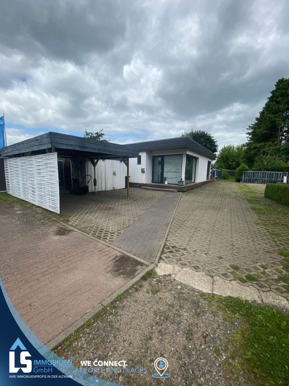Au�enansicht Mehrfamilienhaus Malchin