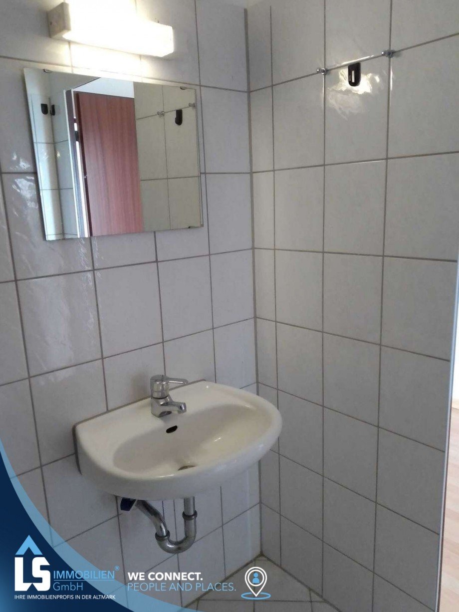 WhatsApp Image 2025-02-21 at 11.32.44 (1) Etagenwohnung Bitterfeld-Wolfen