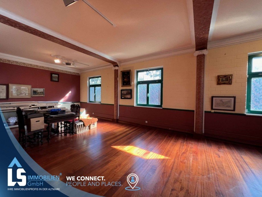 Einheit 1 Halle/Galerie Wohn- / Gesch�ftshaus Wusterhausen/Dosse