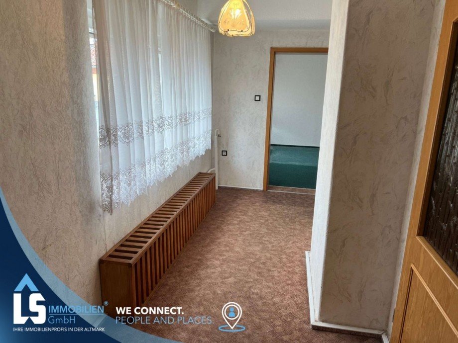 Flur OG Einfamilienhaus Gro� Santersleben