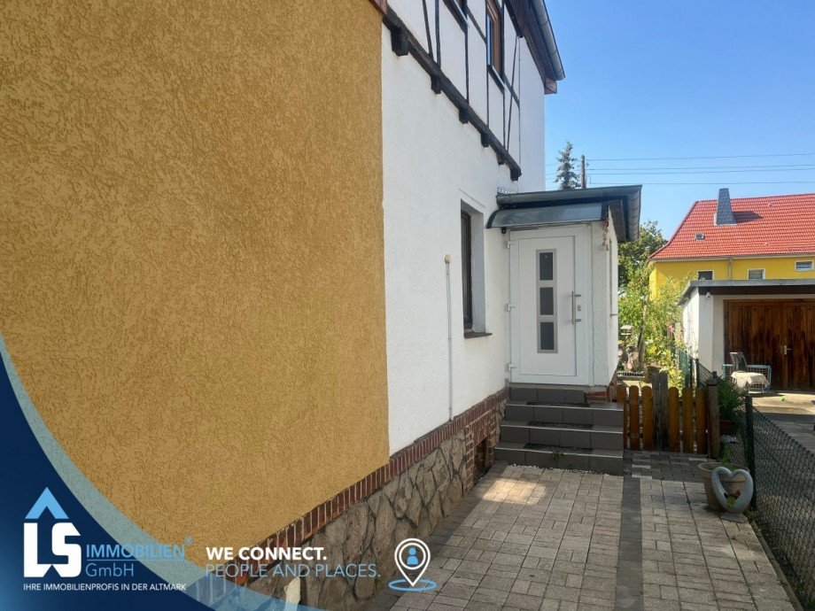 Eingangsbereich Doppelhaush�lfte Quedlinburg