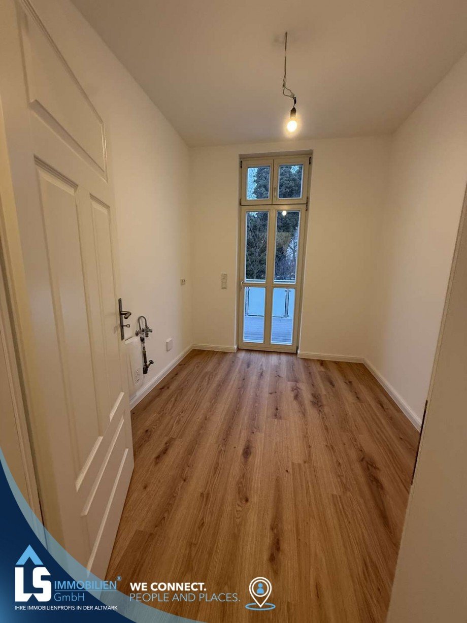 K�che mit Zugang zum Balkon Maisonettewohnung Stendal