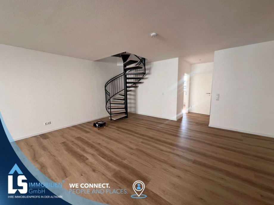 Treppe ins OG Wohnung Stendal