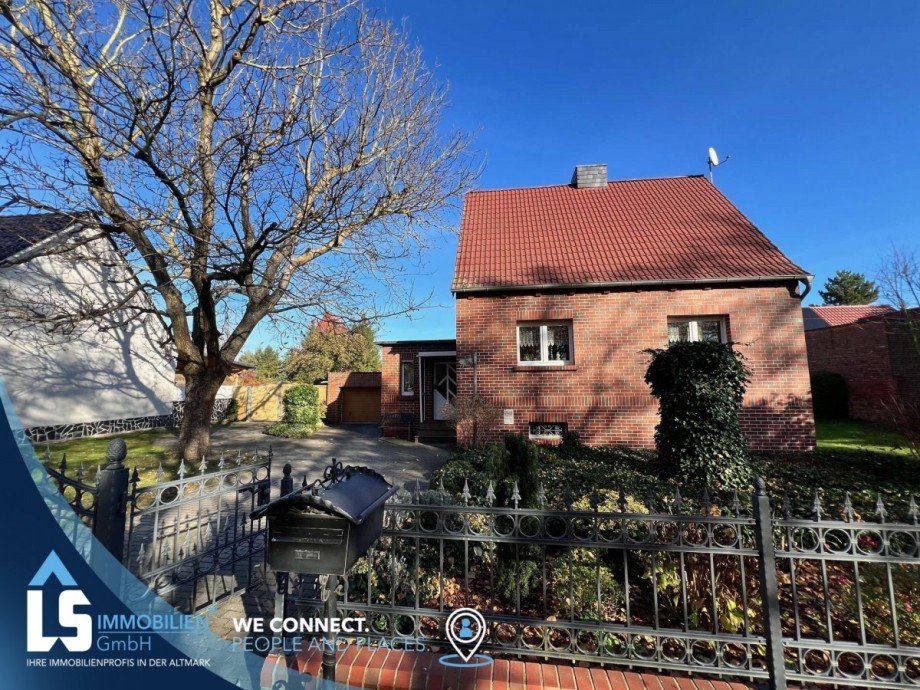 Hausansicht vorne Haus Ro�dorf