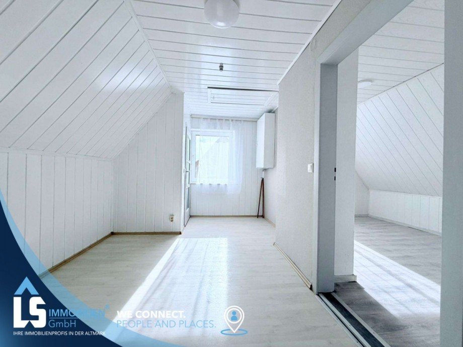 Flur im DG Etagenwohnung Gardelegen