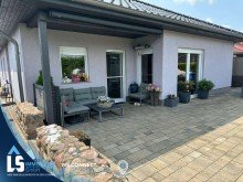Terasse Exklusiver Bungalow mit Pool, Naturstein & Premium-Ausstattung in Stendal-Galgenberg
