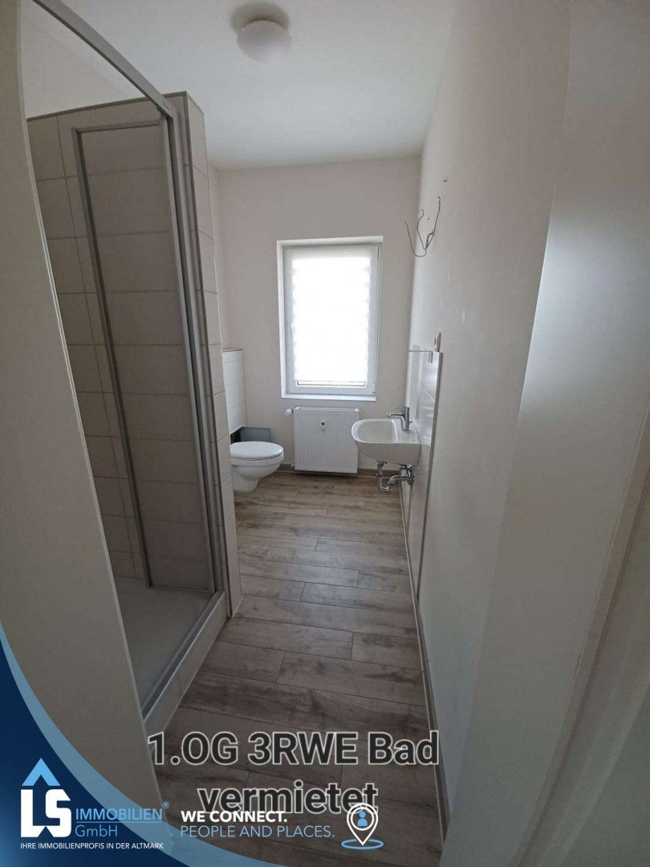 Wohnung 1 OG Mehrfamilienhaus Tangerh�tte