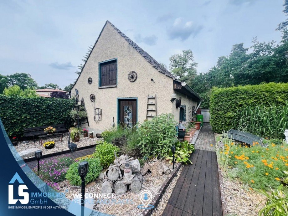 Doppelgarage Doppelhaush�lfte Stendal