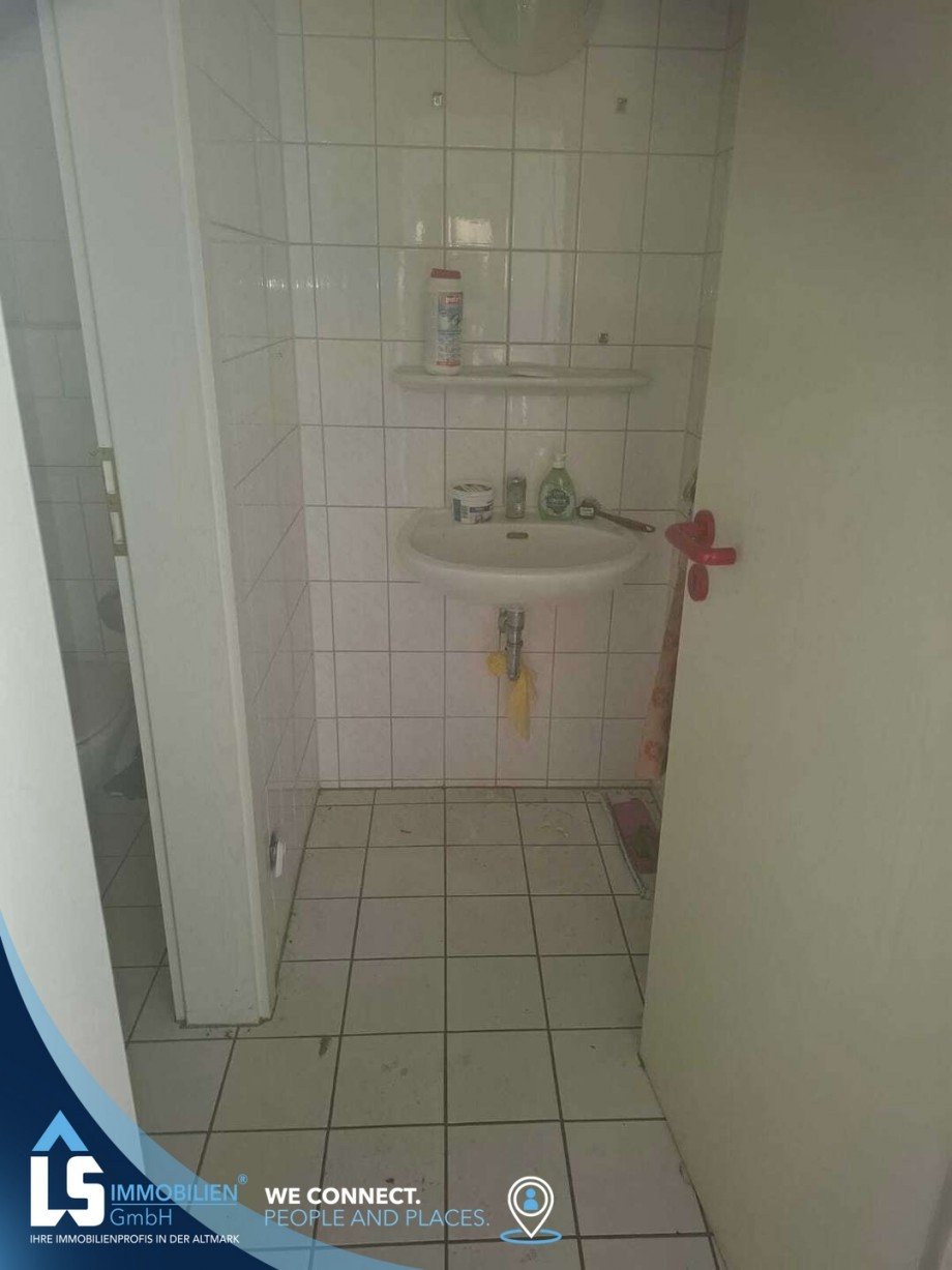WC B�ro / Praxis Dessau-Ro�lau