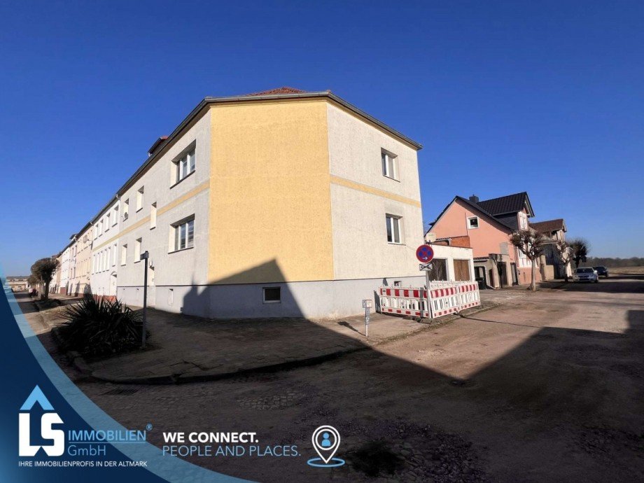 Hausansicht Mehrfamilienhaus Tangerh�tte