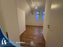 Kinderzimmer 5 Zimmer und 3 B�der - Gro�z�gige, lichtstarke Maisonettwohnung mit Balkon und Stellplatz in Stendal