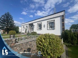 Hauptbild Wohnen mit Ausblick, solides Einfamilienhaus in Top Lage!