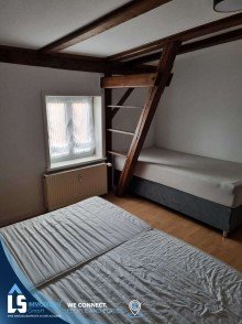 2. Schlafzimmer Gro�z�gige m�blierte 3 Zimmerwohnung in der Innenstadt von Stendal