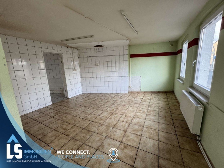 Gewerbeeinheit Mehrfamilienhaus Rog�tz