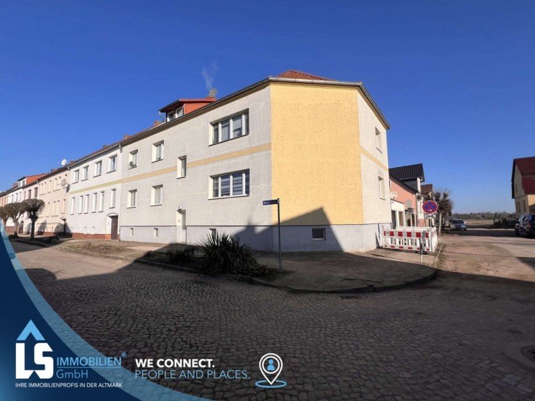 Hausansicht Tangerh�tte Mehrfamilienhaus attraktives Mehrfamilienhaus mit Potenzial