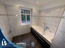 13 Doppelhaush�lfte mit gro�em Grundst�ck