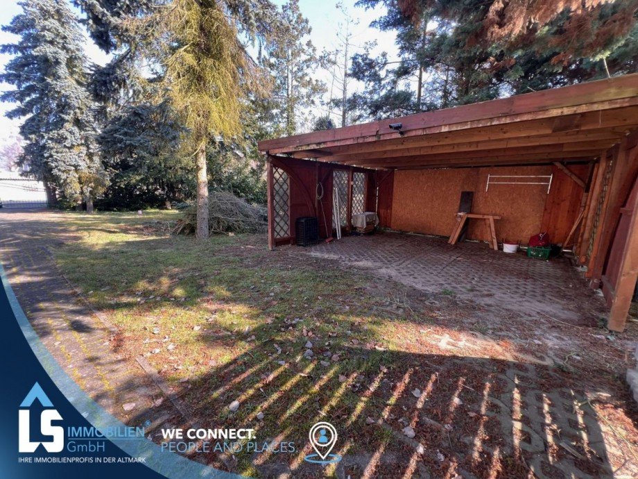 Carports Wohn- / Gesch�ftshaus Wusterhausen/Dosse