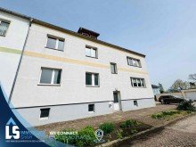 Stra�enansicht attraktives Mehrfamilienhaus mit Potenzial