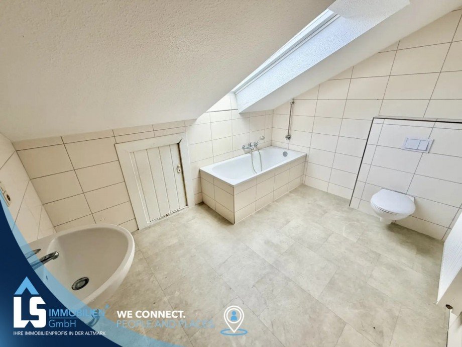 Bad Dachgeschosswohnung Stendal