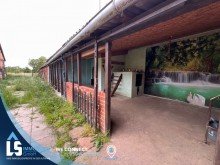 Terrasse Platz f�r die ganze Familie. Einfamilienhaus mit gro�em Grundst�ck