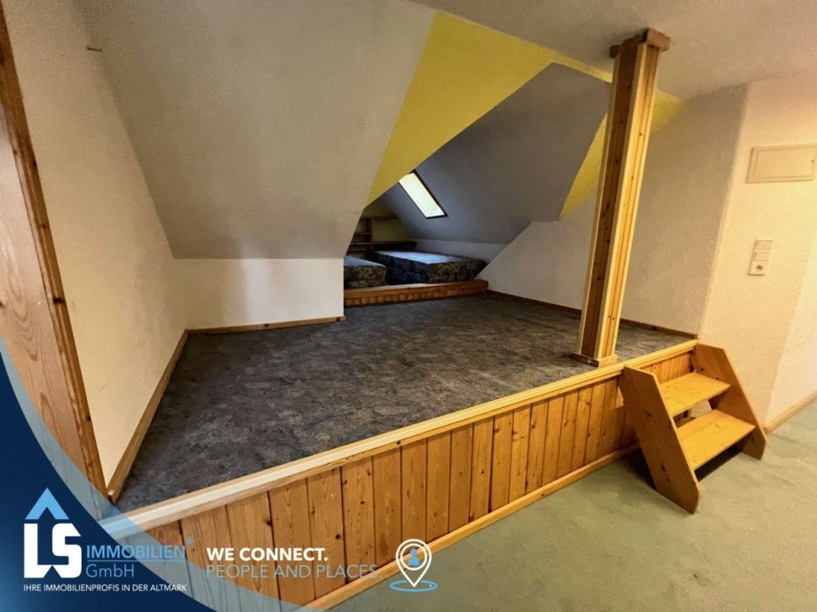 Dachgeschoss Reihenmittelhaus Tangerm�nde