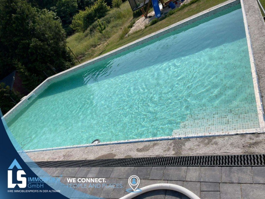 Swimming-Pool Bungalow Stendal