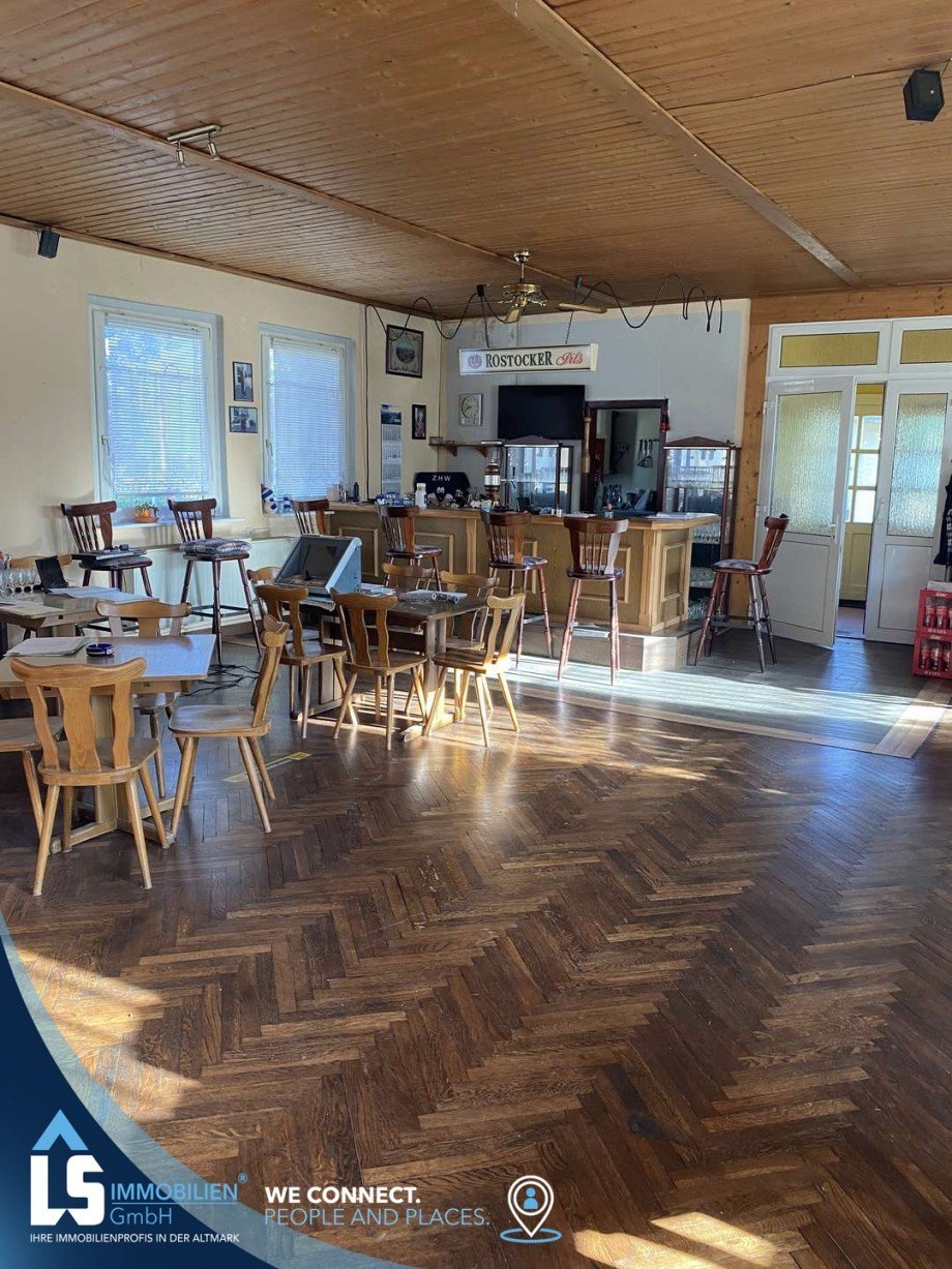 Saal Einfamilienhaus B�tzow