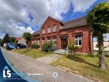 Au�enansicht Platz f�r die ganze Familie. Einfamilienhaus mit gro�em Grundst�ck