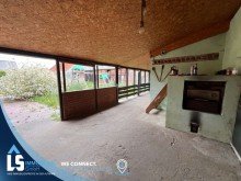 Terrasse Platz f�r die ganze Familie. Einfamilienhaus mit gro�em Grundst�ck