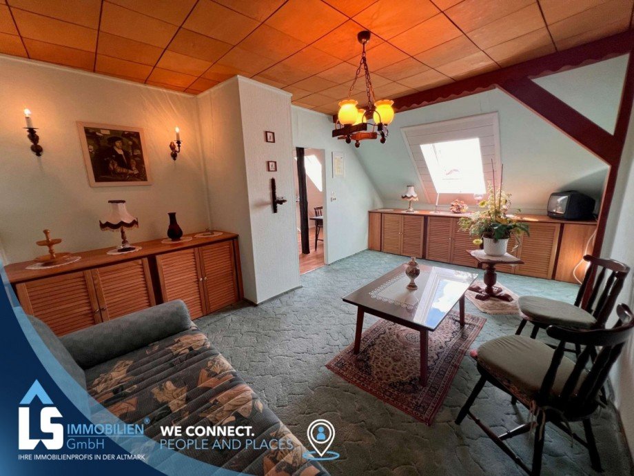Schlafzimmer DG Reihenmittelhaus Tangerm�nde