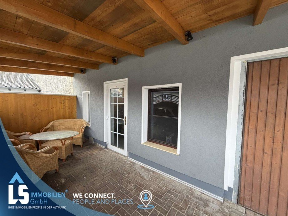 Au�en Sitzecke Doppelhaush�lfte Havelberg