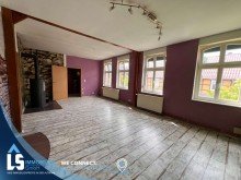 Wohnzimmer Platz f�r die ganze Familie. Einfamilienhaus mit gro�em Grundst�ck