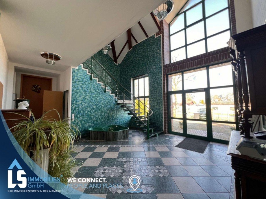 Eingangsbereich Wohn- / Gesch�ftshaus Wusterhausen/Dosse