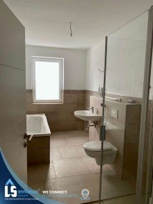 Badezimmer Wohnanlage mit 28 Wohneinheiten und Neubauanteil - solides Investment  in Magdeburg-Buckau