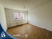  Frisch renoviert, moderner Grundriss, Balkon!