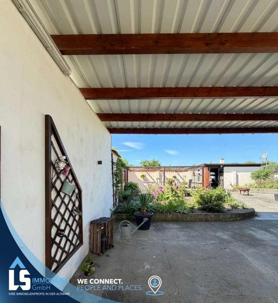 Caport Doppelhaush�lfte Stendal